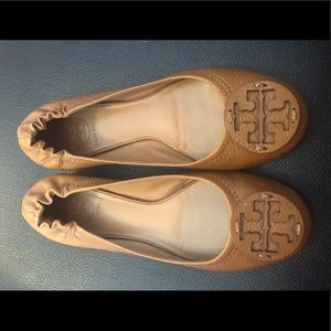 Tory Burch REVA flats (size 6)